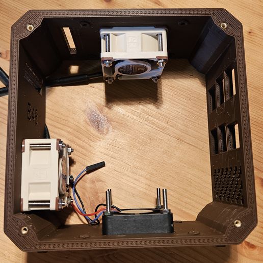 20240517_102042.jpg Carcasa múltiple Raspberry Pi