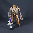 02.jpg Rifle and Ammo Belt for Transformers WFC Dinobot