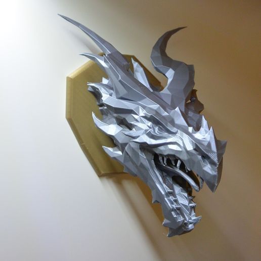 Skyrim Alduin Dragon wall Trophy