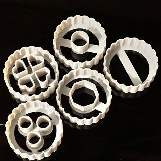 linzeraugen_1.jpeg Linzer Augen Cookie Cutters (Linzeraugen Keksausstecher)