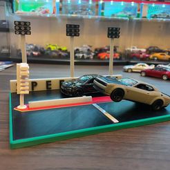 photo_2022-03-16_11-26-20.jpg Free STL file Dual 1/64 Drag Strip Display・3D printing design to download
