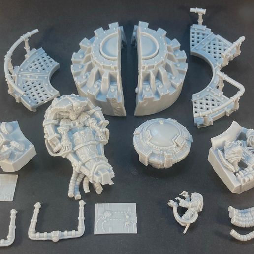 command-deck-2.jpeg The captaincy and command room