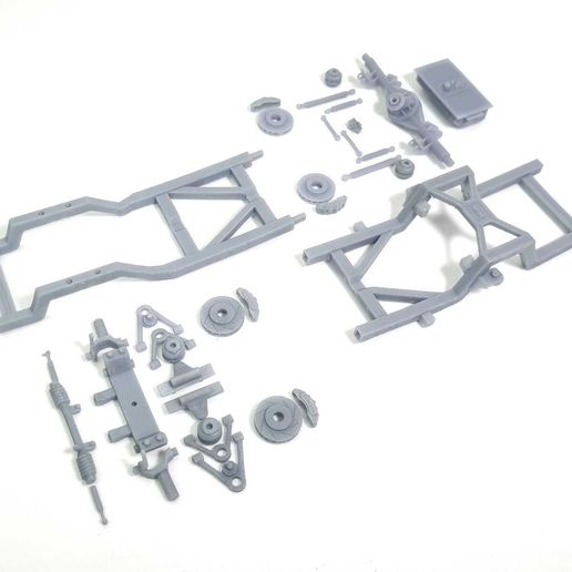 WhatsApp-Image-2024-09-20-at-13.20.59.jpeg 66 CHEVY FLEETSIDE FRAME FOR 1/25 REVELL MODEL KIT.