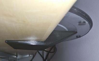 245a89c278590d8cd0146425d2b730a5_display_large.jpg Extensor de secretária (empurre o monitor para trás)