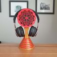 20210319_124414.jpg Free STL file Echo Dot Headphone Stand (2 designs)・Object to download and to 3D print