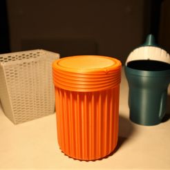 IMG_8999-2.jpg Файл 3D Партия 4 мусорных контейнеров・Модель для загрузки и 3D печати
