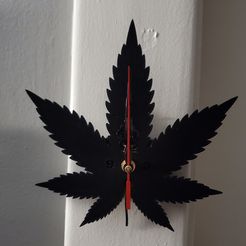 20230311_133431.jpg Free STL file Wall Clock - 420・3D printer model to download