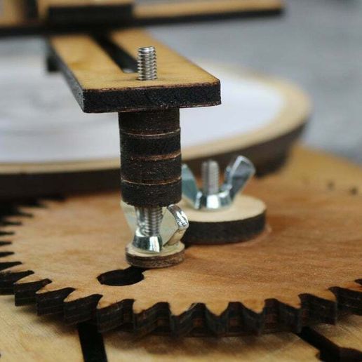 IMG_3933.JPG Laser Cut DuoGraph Drawing Machine