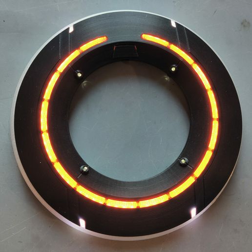 IMG_20230828_072906-min.jpg Tron Legacy Identity Disc Proffieboard