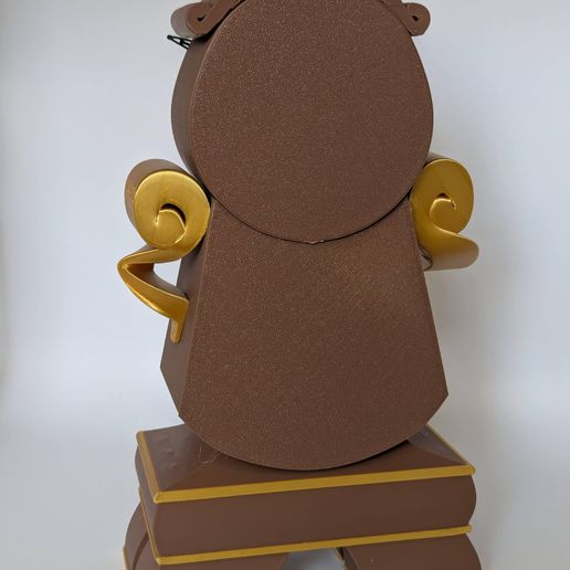 PXL_20250406_153530690.jpg big ben (cogsworth) magnetic box from beauty and the beast