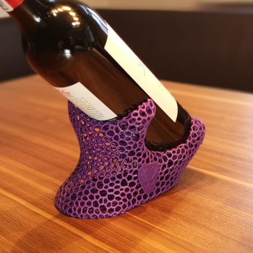 5_further_left.jpg Isotope I Affichage du vin Voronoï