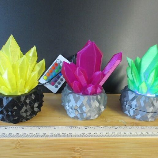 7950d8e4-4190-4e81-a694-753b02e37cd1.jpg USB-RGB-Kristall-Lampe