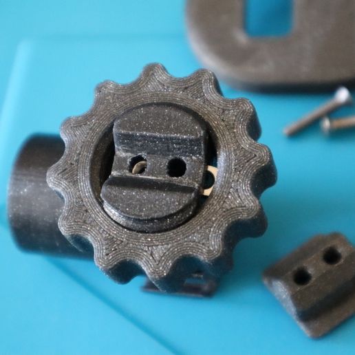 IMG_4910.JPG Shutter Release Button Pusher - Canon EOS M50