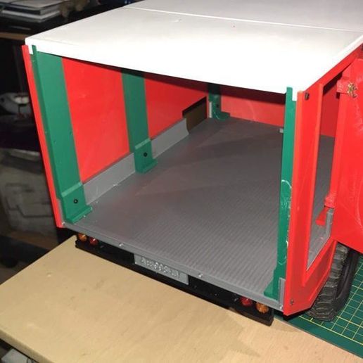 76782150_2584713104919677_8613633289531424768_o.jpg RC 1/10 Cellule Camping / Camper off-road