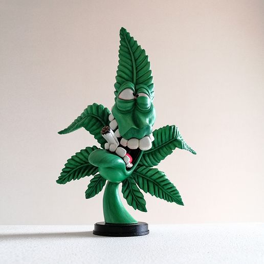 Crazy-weed_3.jpg Sr. Mario Juano