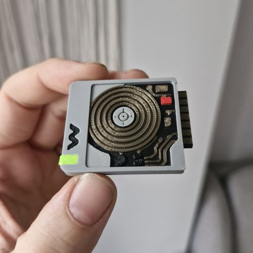 20250725_190729.jpg Alien Romulus - Andy's Synth Chip Card