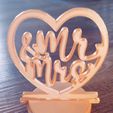 336621931_954383802233572_8869748759820552066_n.jpg Wedding Centerpiece decoration Mr Mrs Heart With Stand / Gift / Cake Topper