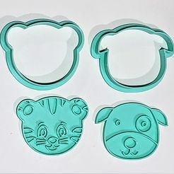 animales.jpg Cutters for tiger and dog cookies