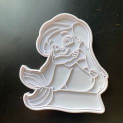Imagen-de-WhatsApp-2023-04-05-a-las-09.24.19.jpg Fichier STL Petite sirène Ariel Disney・Design pour imprimante 3D à télécharger