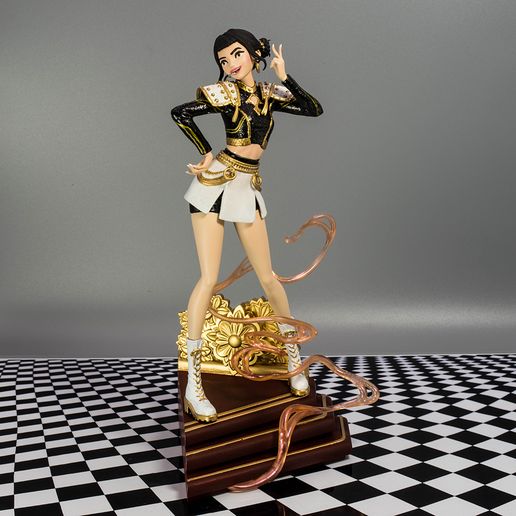 👧 Golden Rapper | 243mm・3D Print with the Anycubic Photo Mono M5s ...