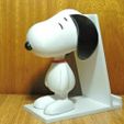 320848788_2000078926868878_5845884793635984639_n.jpg Snoopy cell phone base