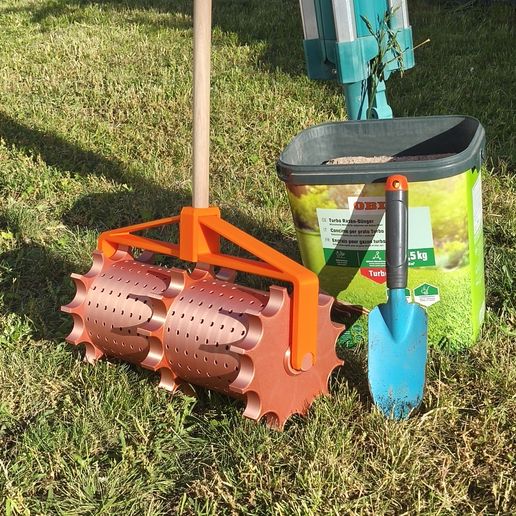 Seed & Fertilizer Roller Spreader – Precise Garden Tool STL for Lawn Seeding and Fertilizing - 3D model önizlemesi