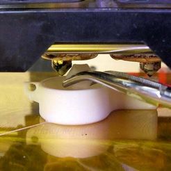 MakerBot_Replicator_1_-_3D-printed_whistle_external_pea.jpg 3D-printed whistle (external pea)