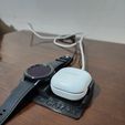 20230813_211850.jpg SAMSUNG GALAXY WATCH AND BUDS EARBUDS STAND