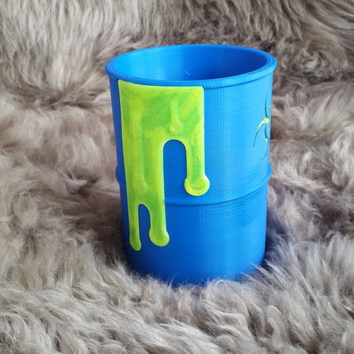 2016-08-09 16.51.46.jpg Toxic Chemical Barrel can holder