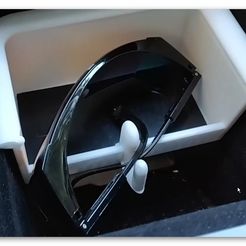 Ashampoo_Snap_torstai-19.-toukokuuta-2022_22h54m22s_001_.jpg STL file Tesla Model 3, a Storage Box For Sunglasses・3D printable design to download, 3Dzolutions