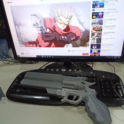 144984372_10158890462153905_8988946988596506620_o.jpg Free STL file vash revolver with modular plant・3D printable object to download