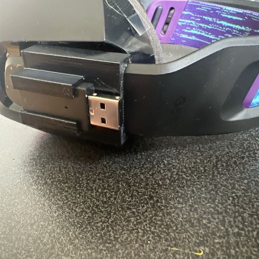 Logitech G535 G733 USB dongle clip on mount 3D model