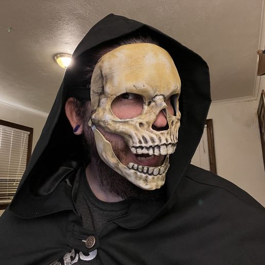 IMG_4477.jpg Articulated Skull Mask