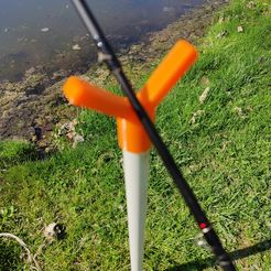 IMG20230409160305-v2.jpg fishing pole holder/ gun hunting monopod