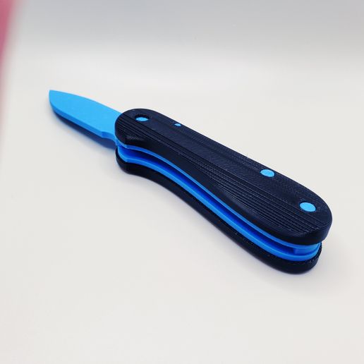 20240323_154140.jpg Fidget Pocket Knife