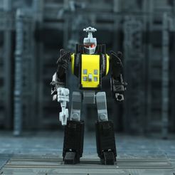 Bombshell_1X1_1.jpg Free STL file G1 Transformers Bombshell - No Support・3D printable model to download