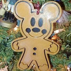 316374728_677064347152758_5750605942770885602_n.jpg STL file Disney Mickey Gingerbread Ornament・3D print design to download, TheCraftyBarker