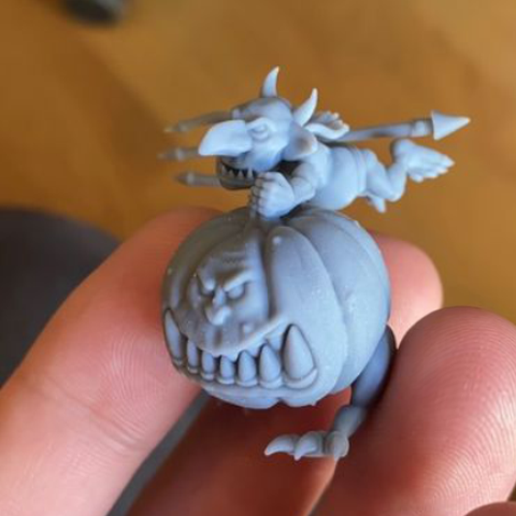 STL file Halloween Squig Hopper・3D printable model to download・Cults