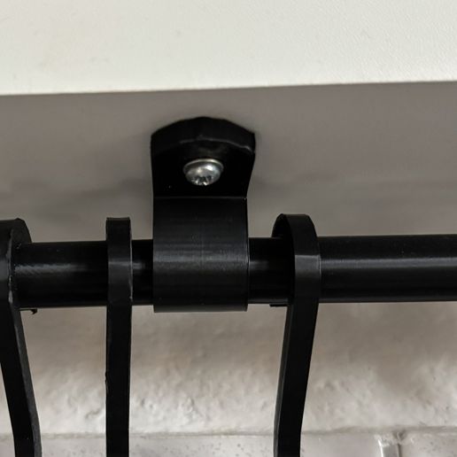 IMG_4119.jpg Barra colgador de cocina a medida