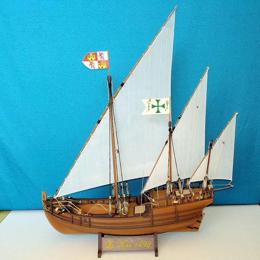 Image017.jpg Columbus caravel Nina (1492)