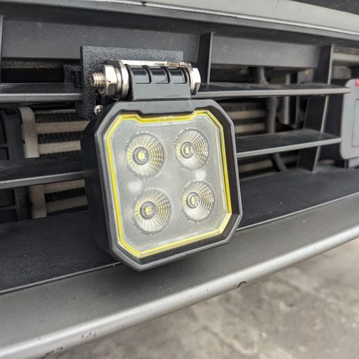 WhatsApp-Image-2024-03-27-at-5.22.06-PM-1.jpeg Spot Light Universal Mount Non-Destructive