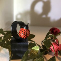 ladybug1.jpeg STL file Ladybug Ring・3D printing template to download
