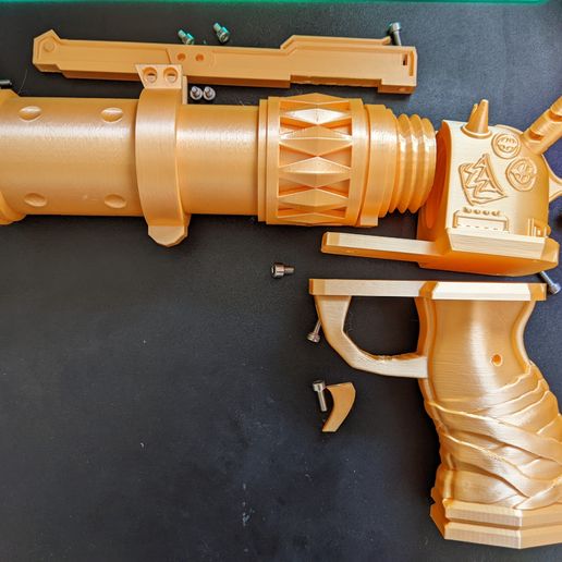 PXL_20220806_145613128.jpg Arcane Jinx gun