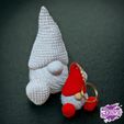 hfgdjgfhdjj-00;00;00;01-221.jpg Crocheted Gnome