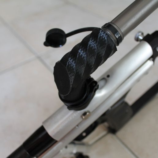 Paintball feed tube