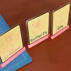 Stands.jpeg Archivo STL gratis Soporte para tarjetas・Modelo para descargar y imprimir en 3D