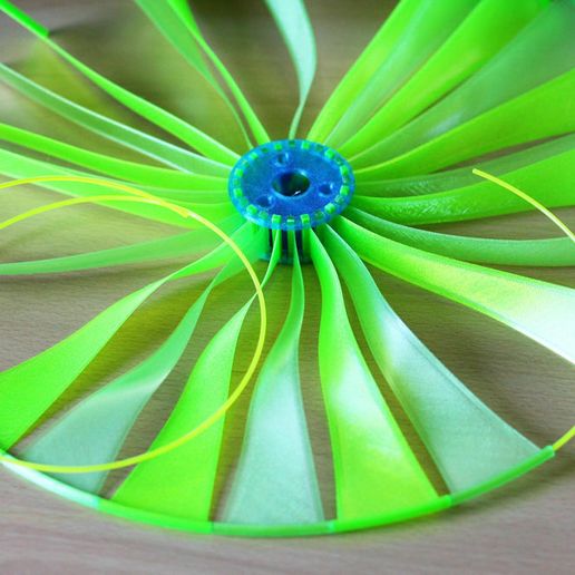 step_08.jpg Buntes Windrad