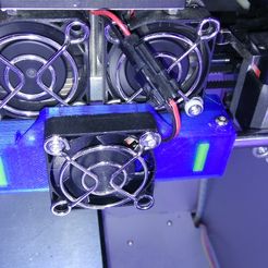 IMG_20171111_170347.jpg Archivo 3D gratis Bibo 2 Tapas finales y soporte de ventilador・Plan de impresión en 3D para descargar