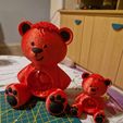 Valentins-Teddybär-Ornament ohne Stützen an Ort und Stelle gedruckt