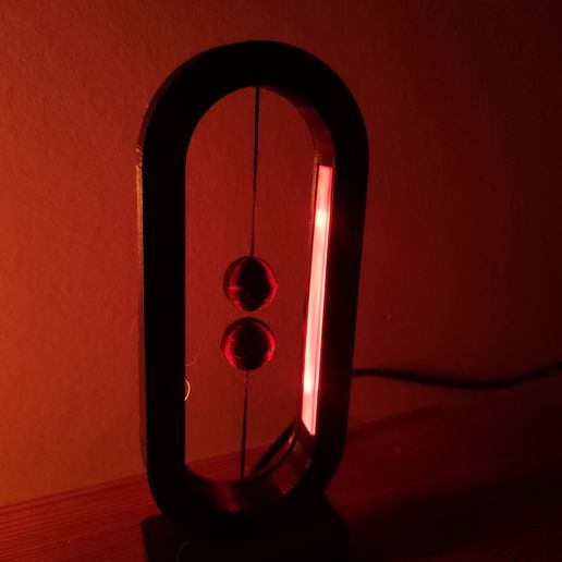 Picture-4.jpeg Schwebende Kugellampe